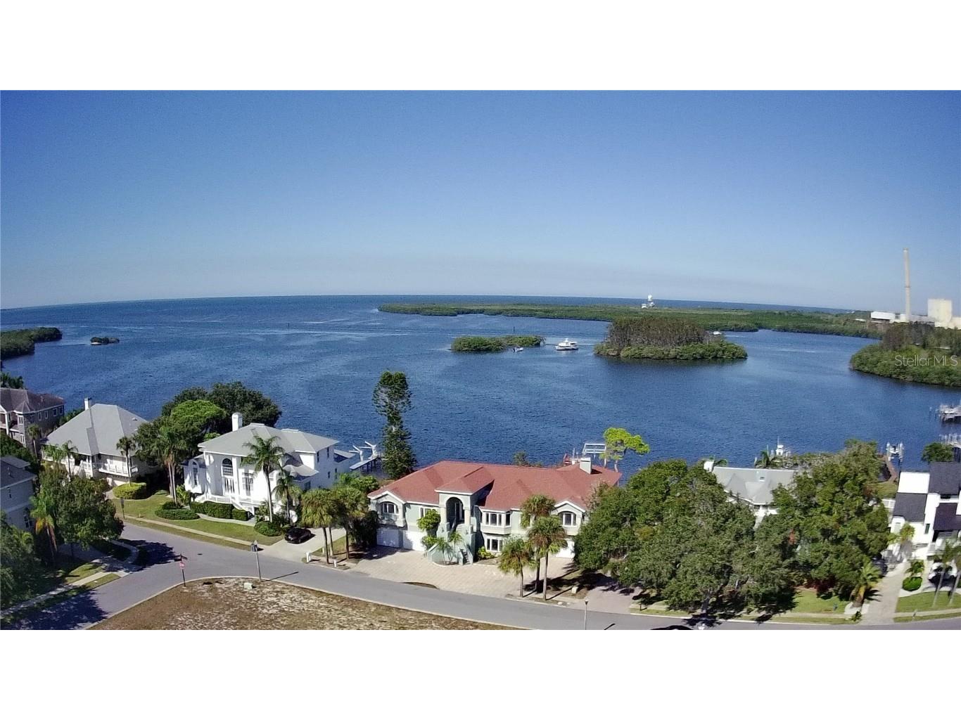  Tarpon Springs FL 34689 W7859569 image1