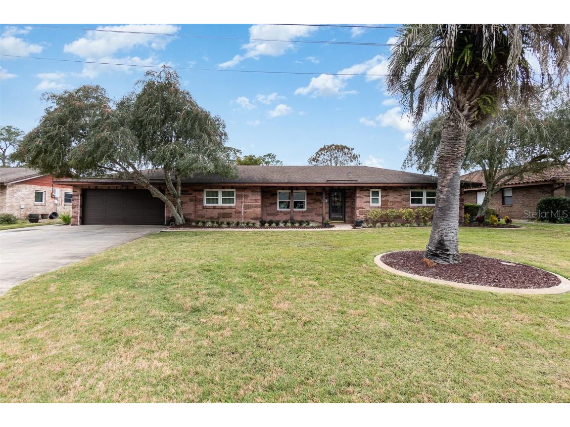  Tavares FL 32778 O6172837 image1