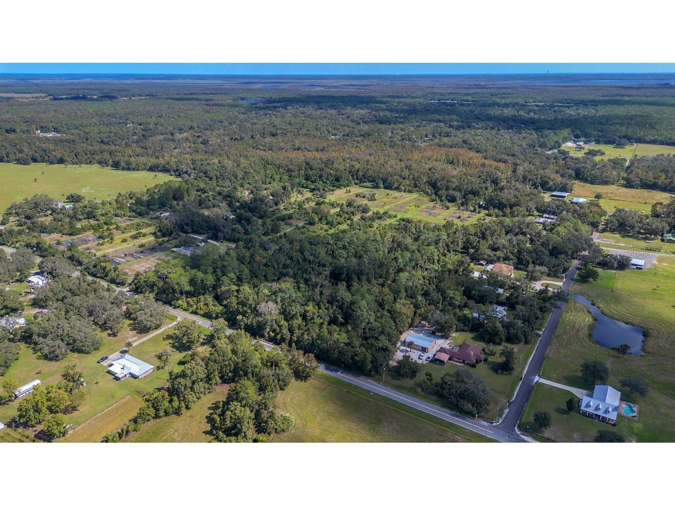 Taylor Creek Road Christmas FL 32709 O6249444 image1