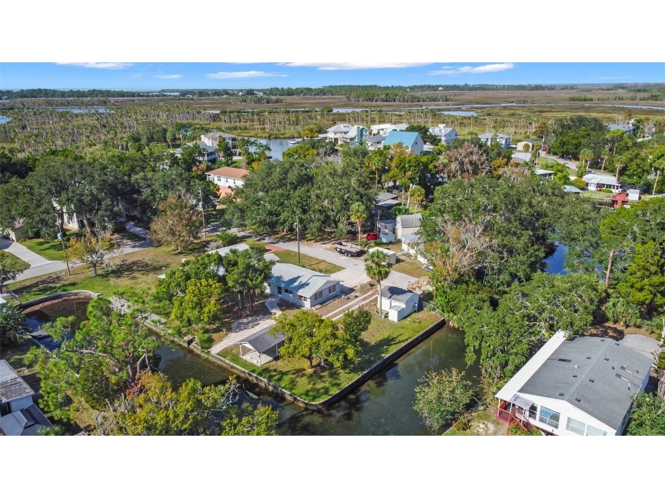 Teal Drive Weeki Wachee FL 34607 W7880353 image14