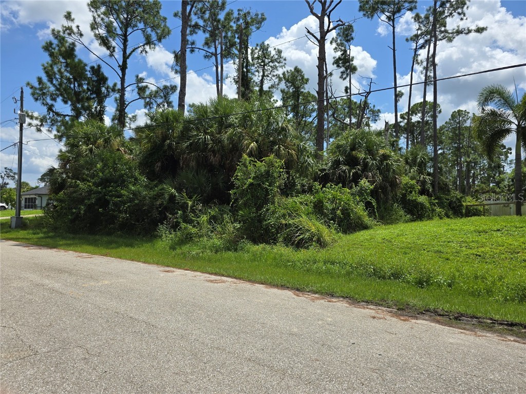 Trentwood Lane North Port FL 34286 N6140347 image2