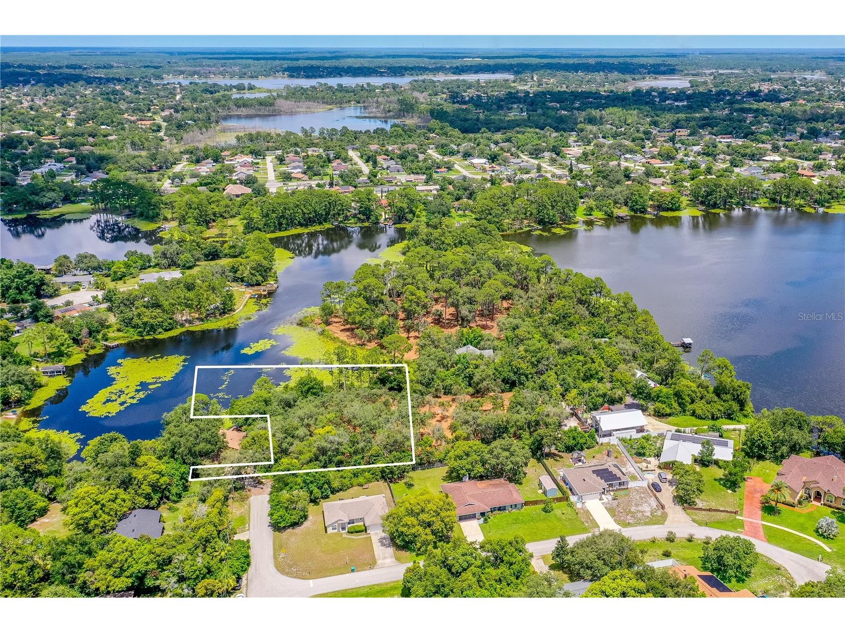 Twin Oak Street Deltona FL 32725 V4947352 image2