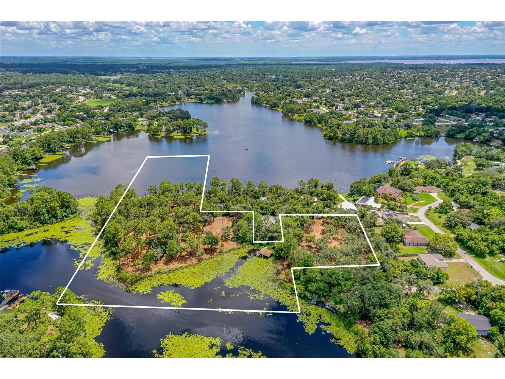 Twin Oak Street Deltona FL 32725 V4947354 image17