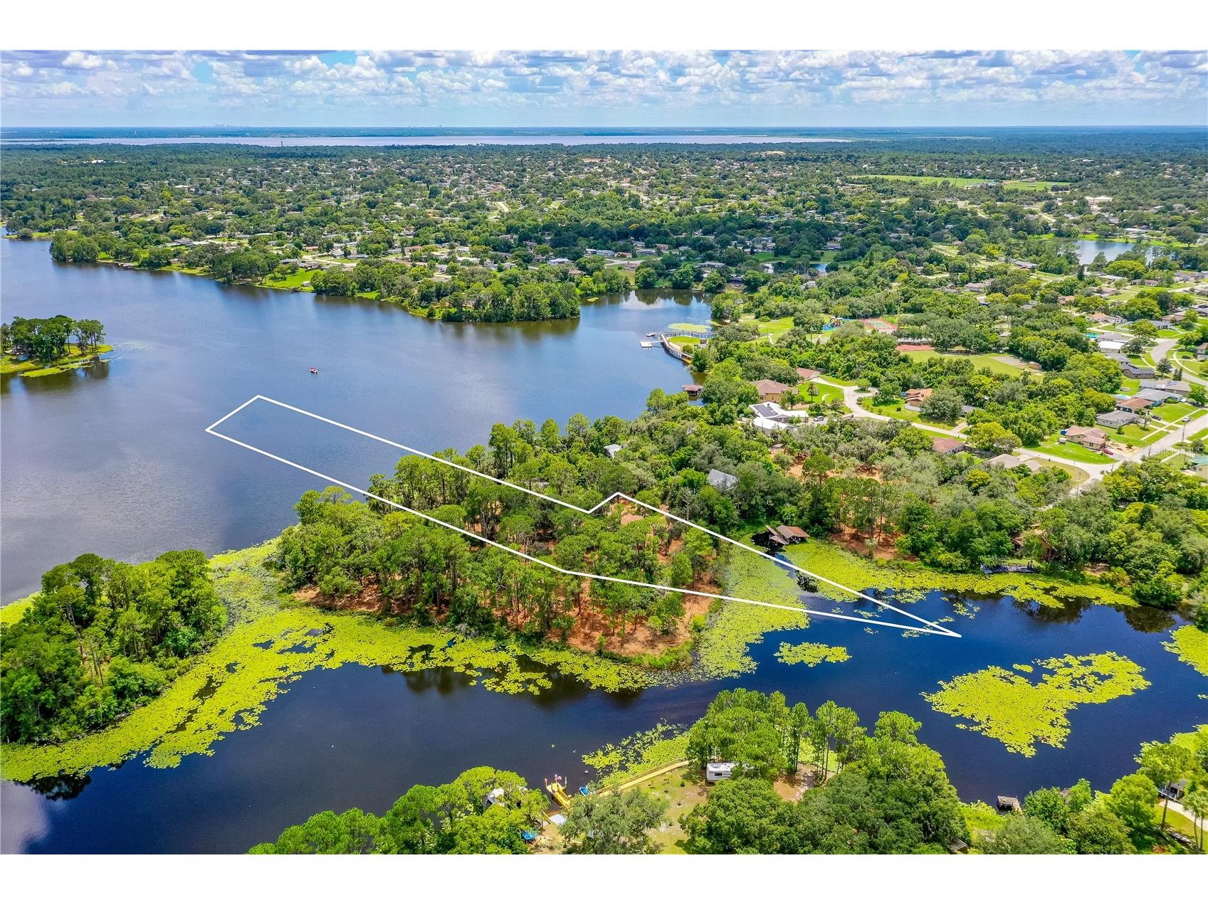 Twin Oak Street Deltona FL 32725 V4947354 image2