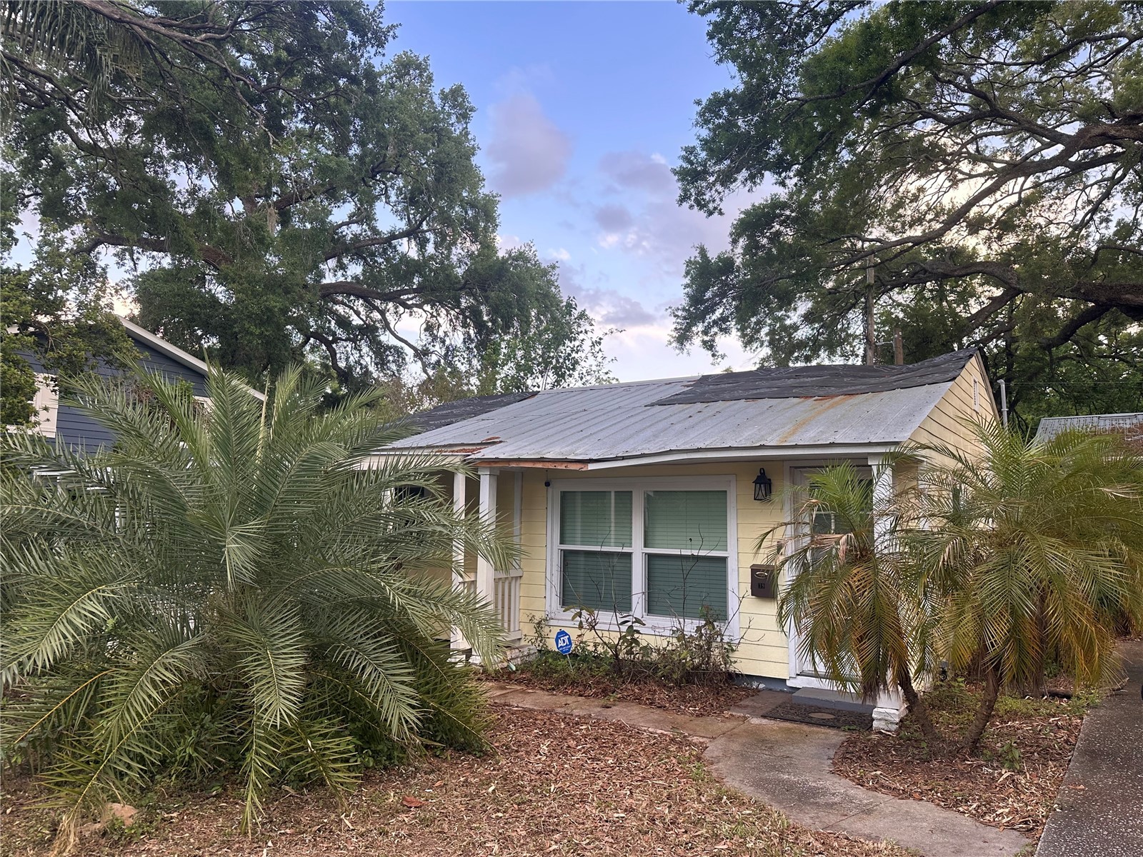 39 Hamilton Heath Drive Tampa FL 33604 TB8489134 image1