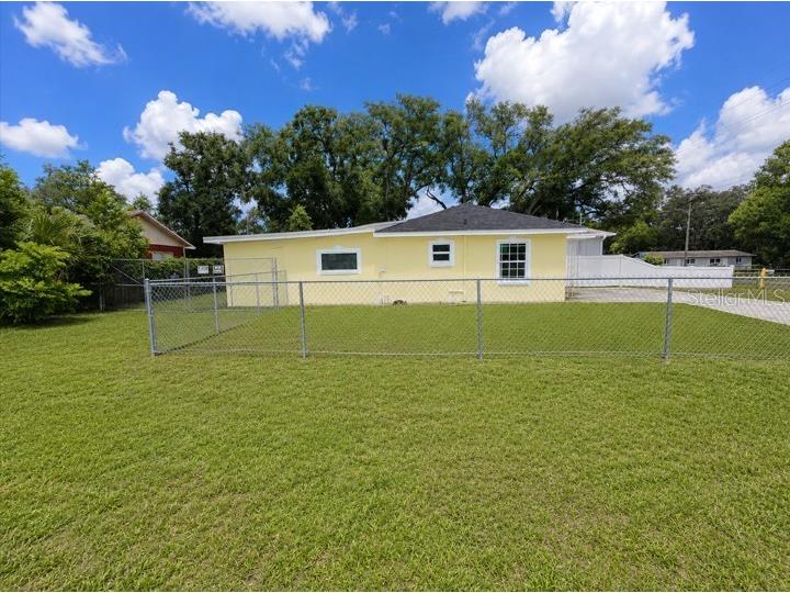 1807 E Waters Avenue Tampa FL 33604 TB8521423 image6