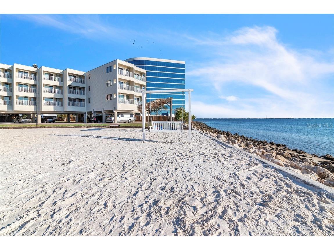  Tampa FL 33607 TB8419145 image25