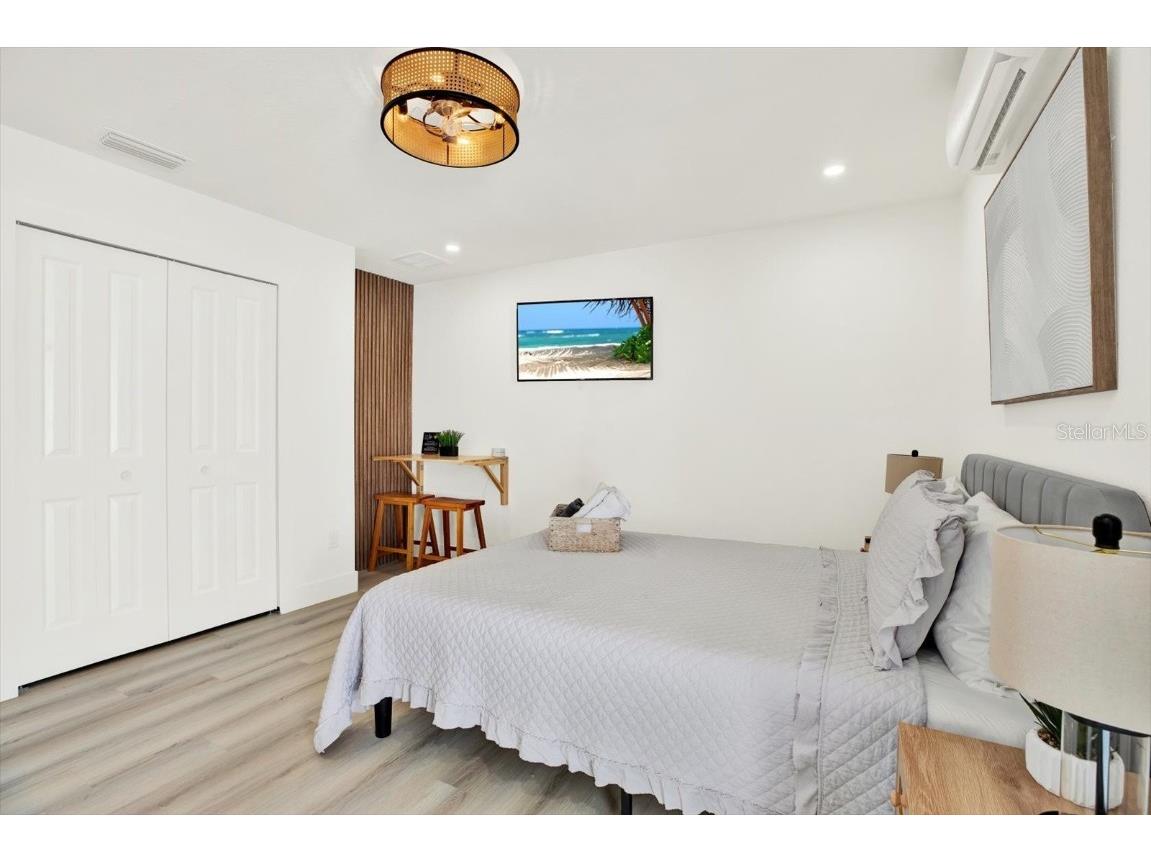  Tampa FL 33607 TB8462065 image17