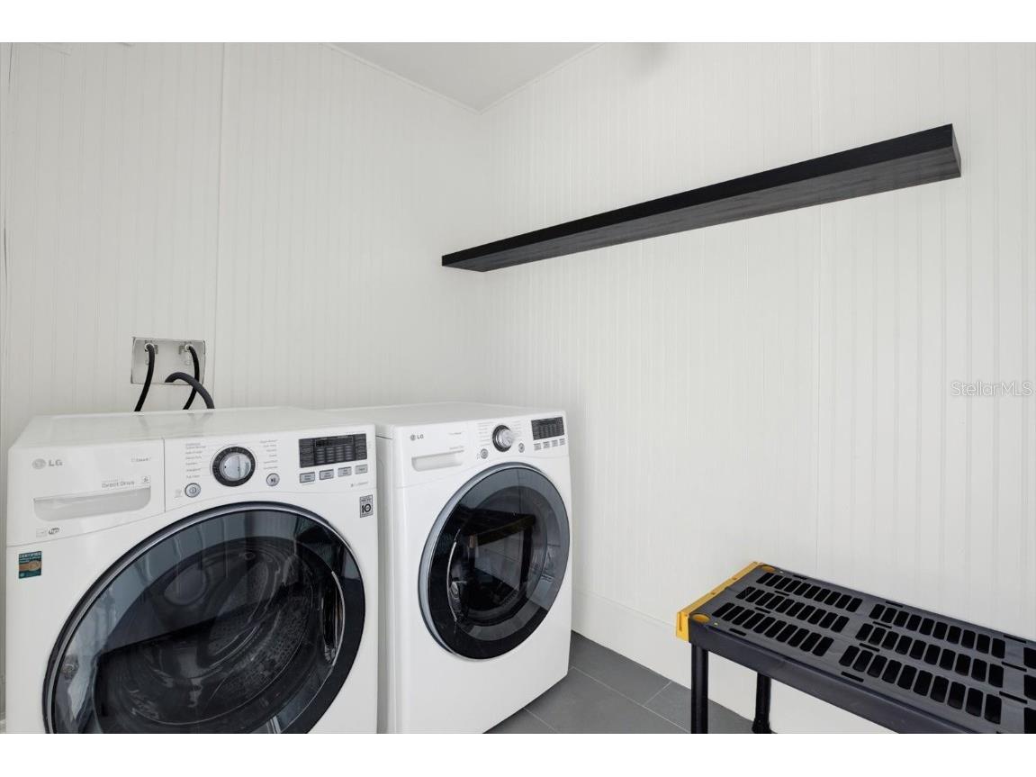  Tampa FL 33607 TB8462065 image23