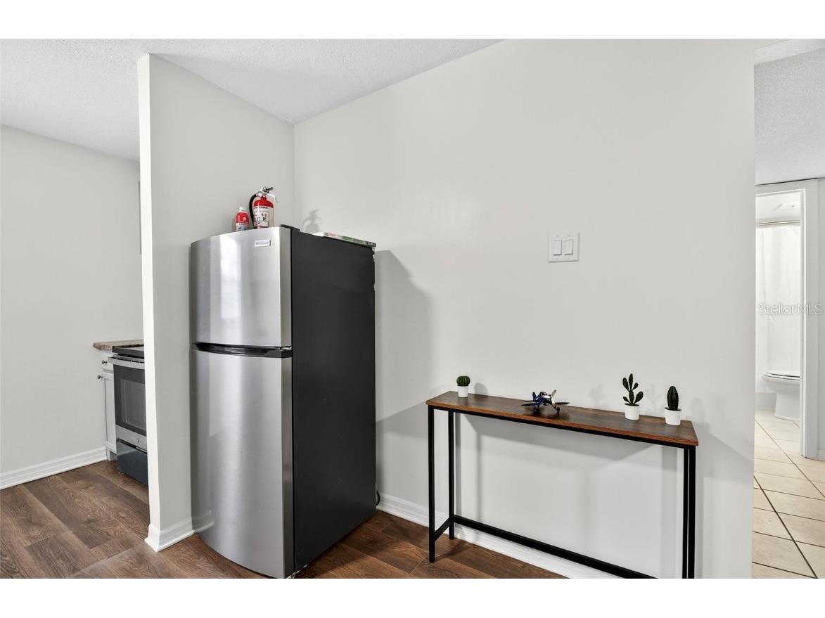  Tampa FL 33609 TB8444599 image12