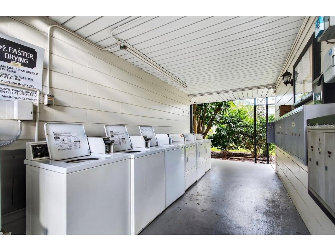  Tampa FL 33609 TB8444599 image20