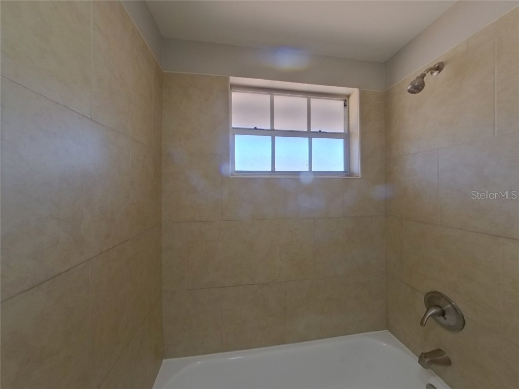  Tampa FL 33610 TB8460975 image7