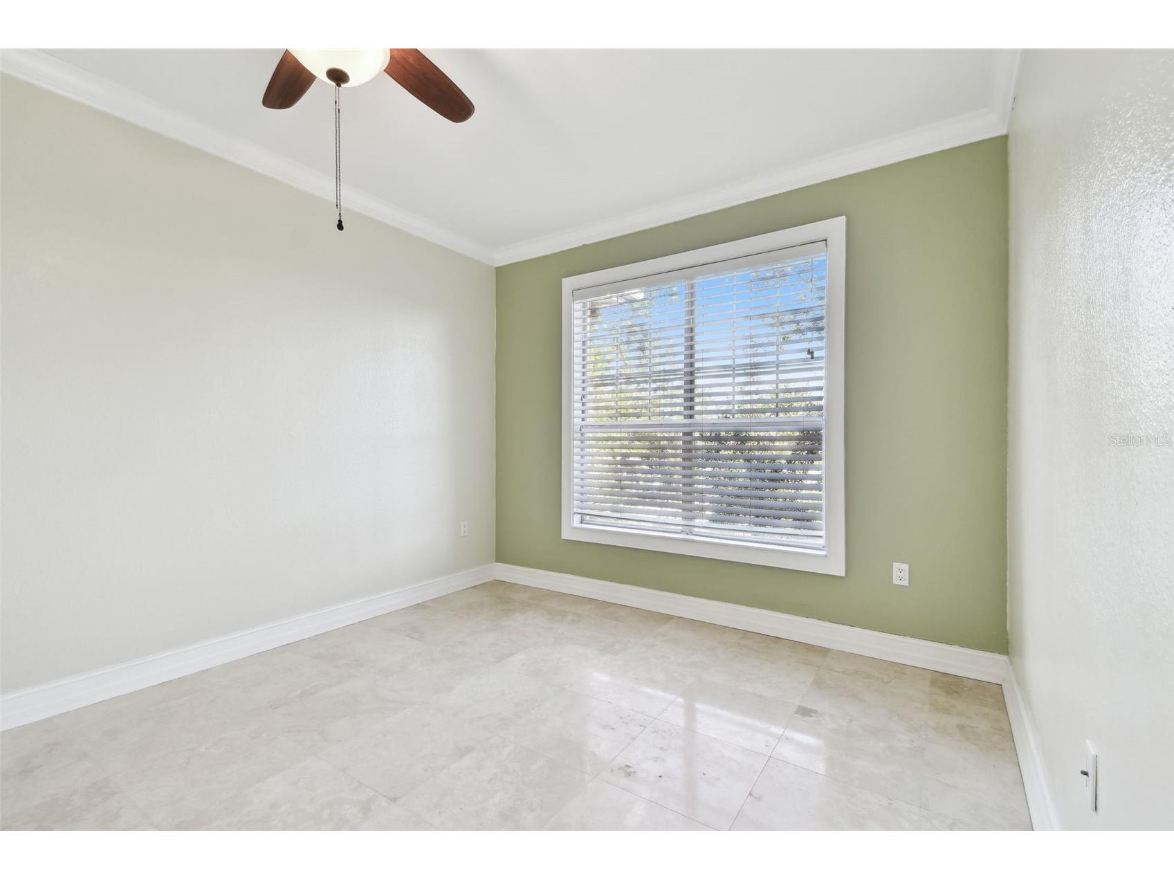  Tampa FL 33611 TB8515856 image15