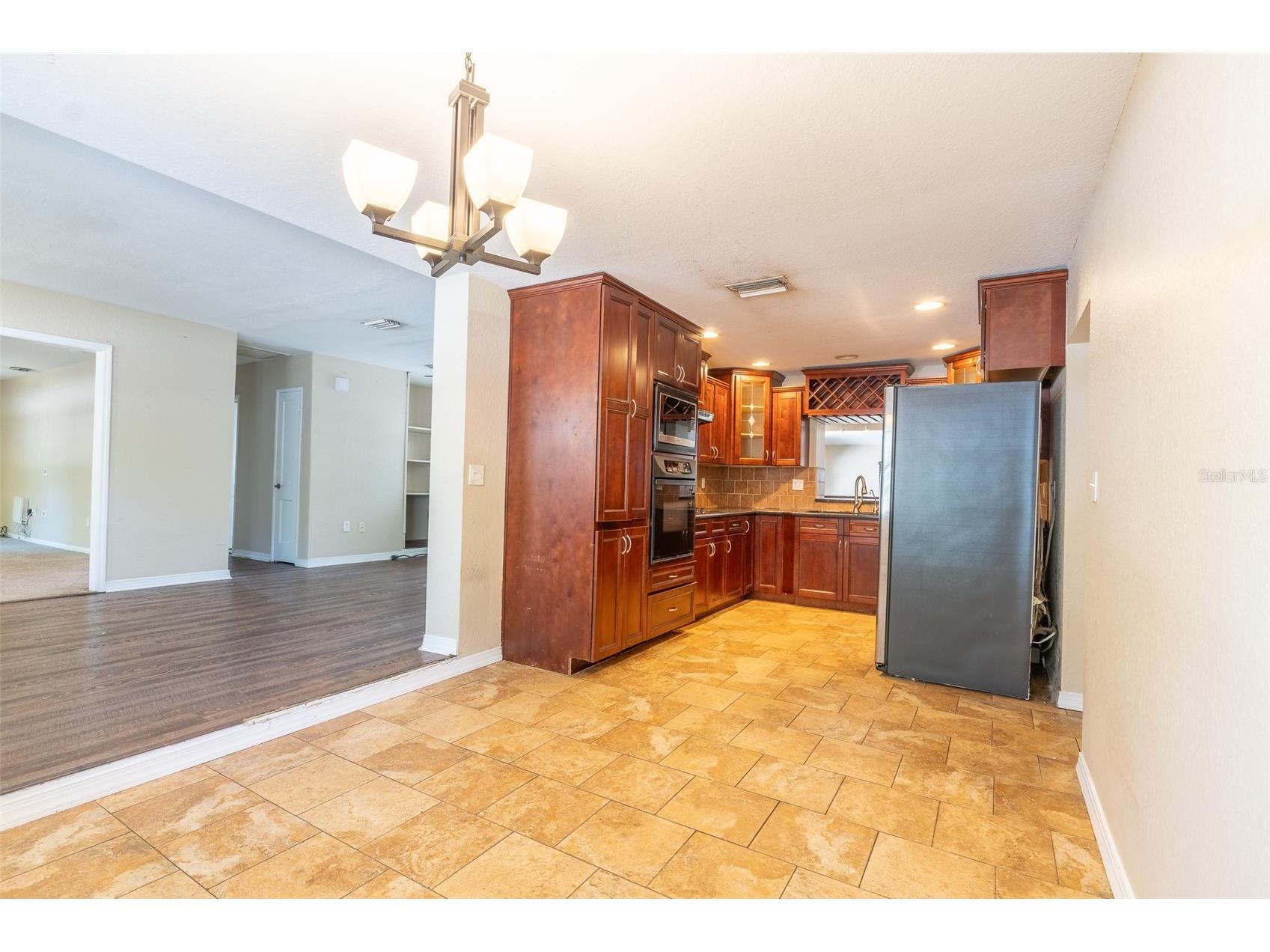 4416 W Anita Boulevard Tampa FL 33611 TB8519323 image12