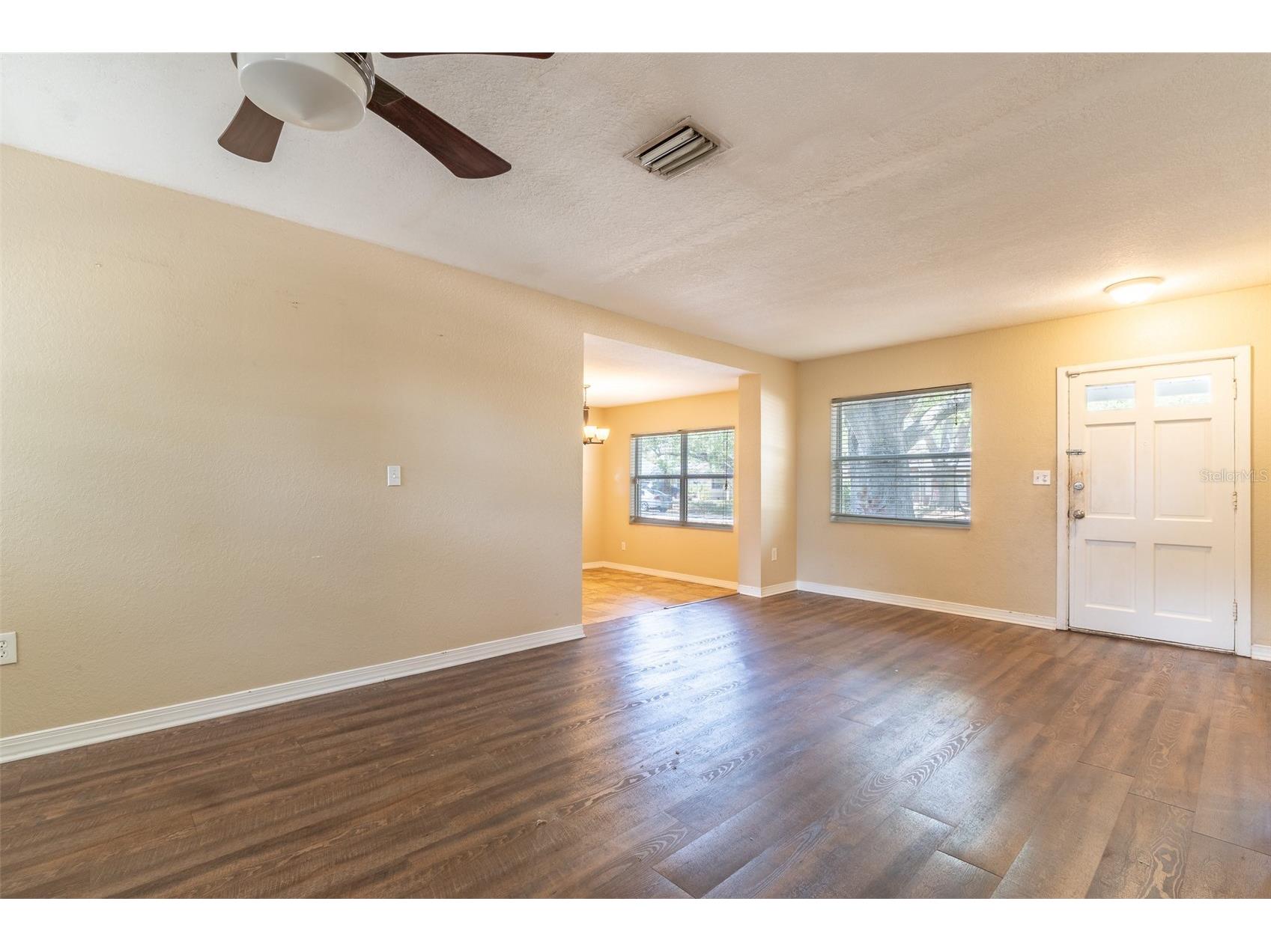 4416 W Anita Boulevard Tampa FL 33611 TB8519323 image7
