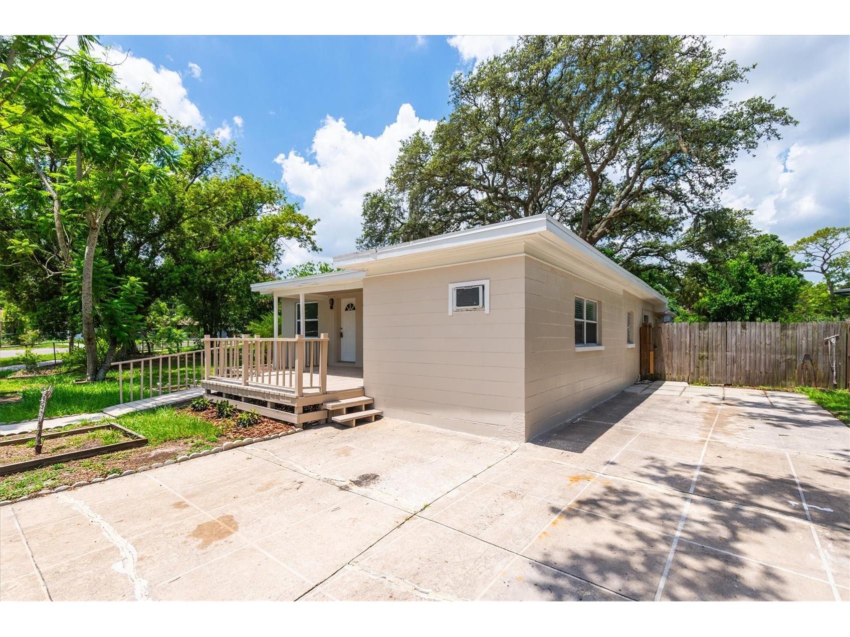 1808 S Club Court Tampa FL 33612 W7887397 image32