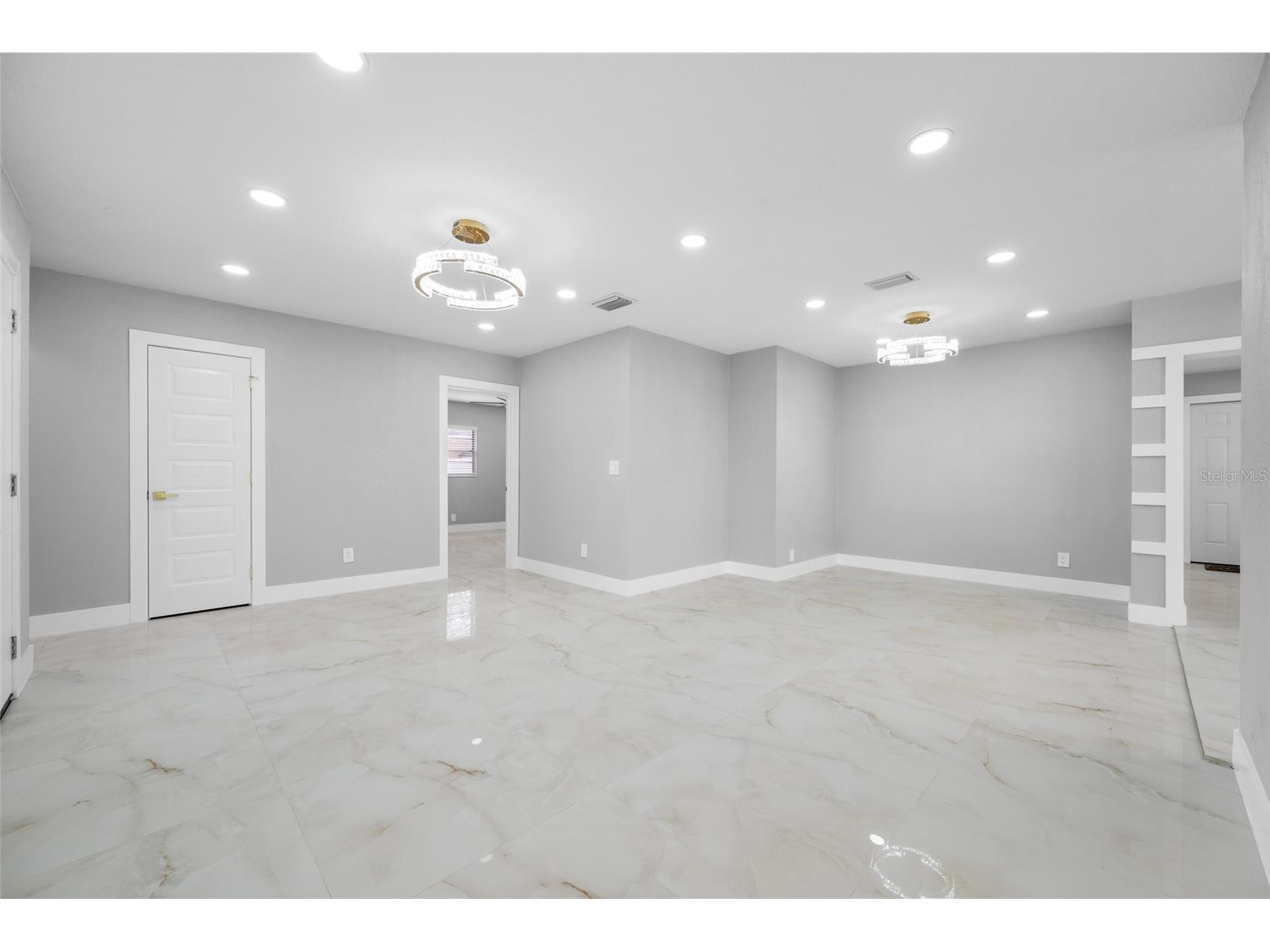  Tampa FL 33614 TB8518544 image18