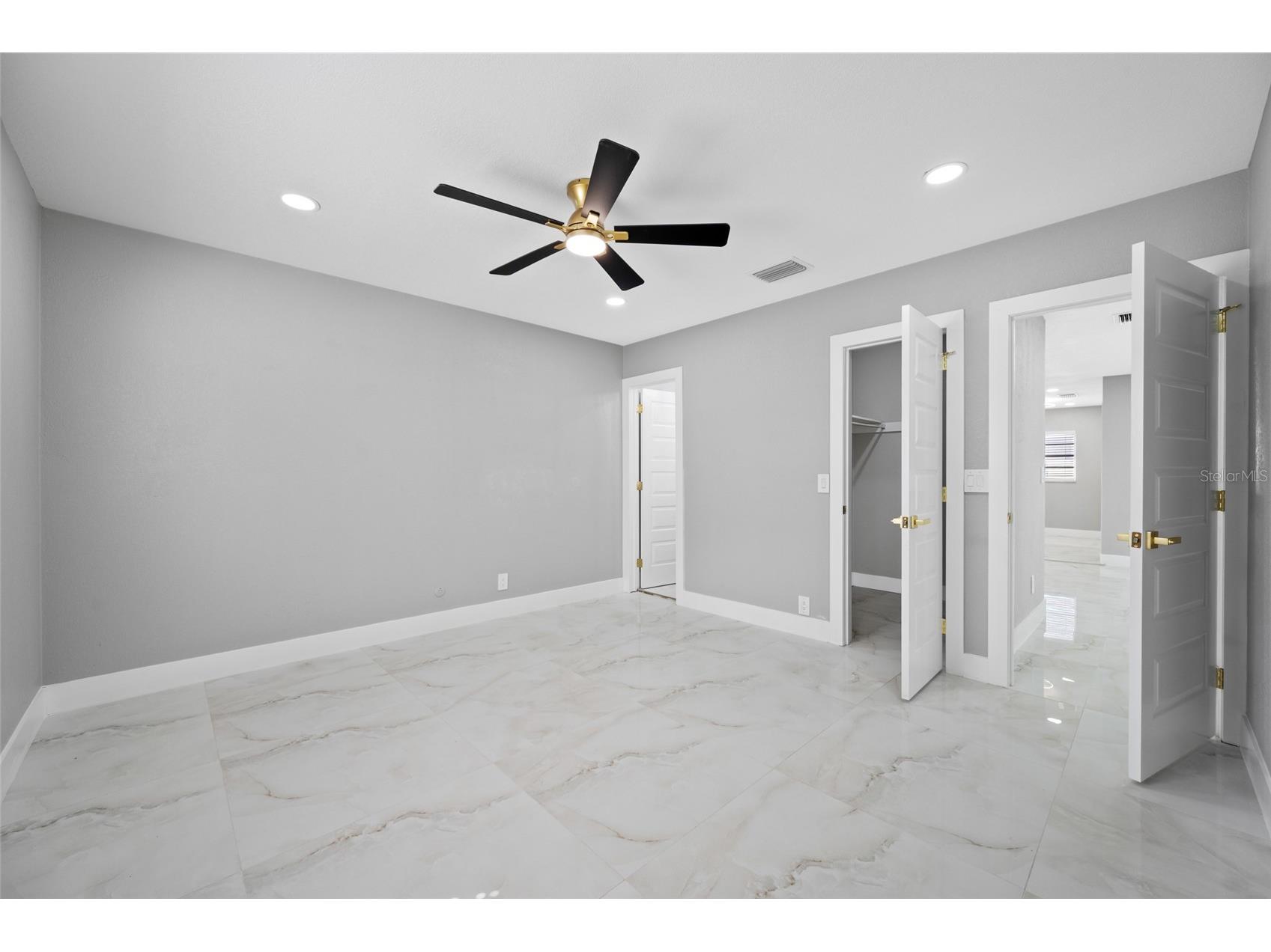  Tampa FL 33614 TB8518544 image44