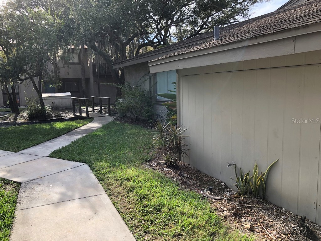  Tampa FL 33615 TB8446343 image10