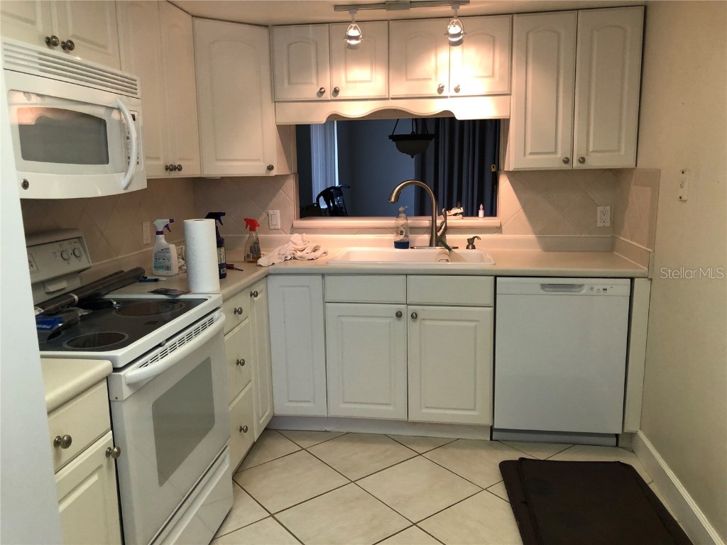  Tampa FL 33615 TB8446343 image11