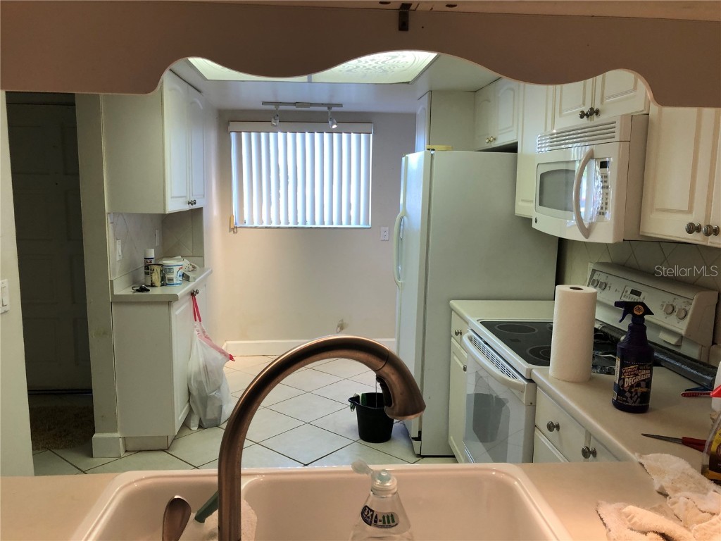  Tampa FL 33615 TB8446343 image16