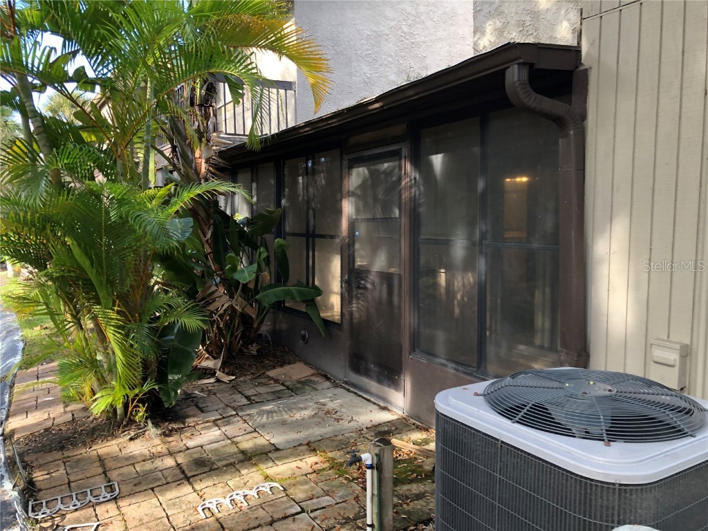  Tampa FL 33615 TB8446343 image2