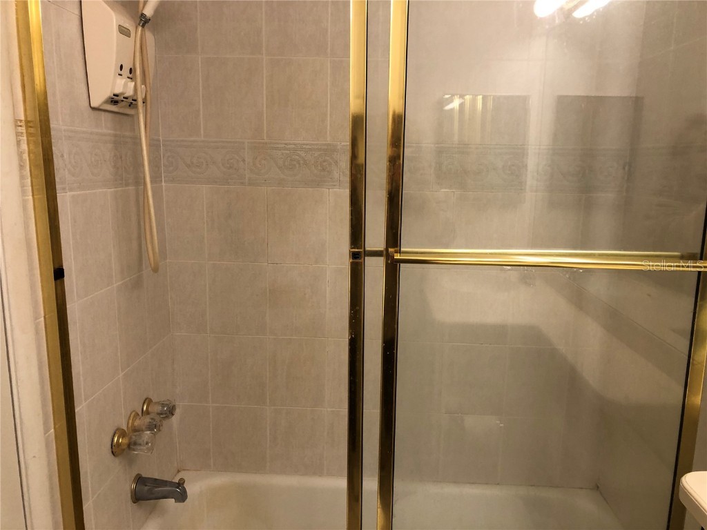  Tampa FL 33615 TB8446343 image5