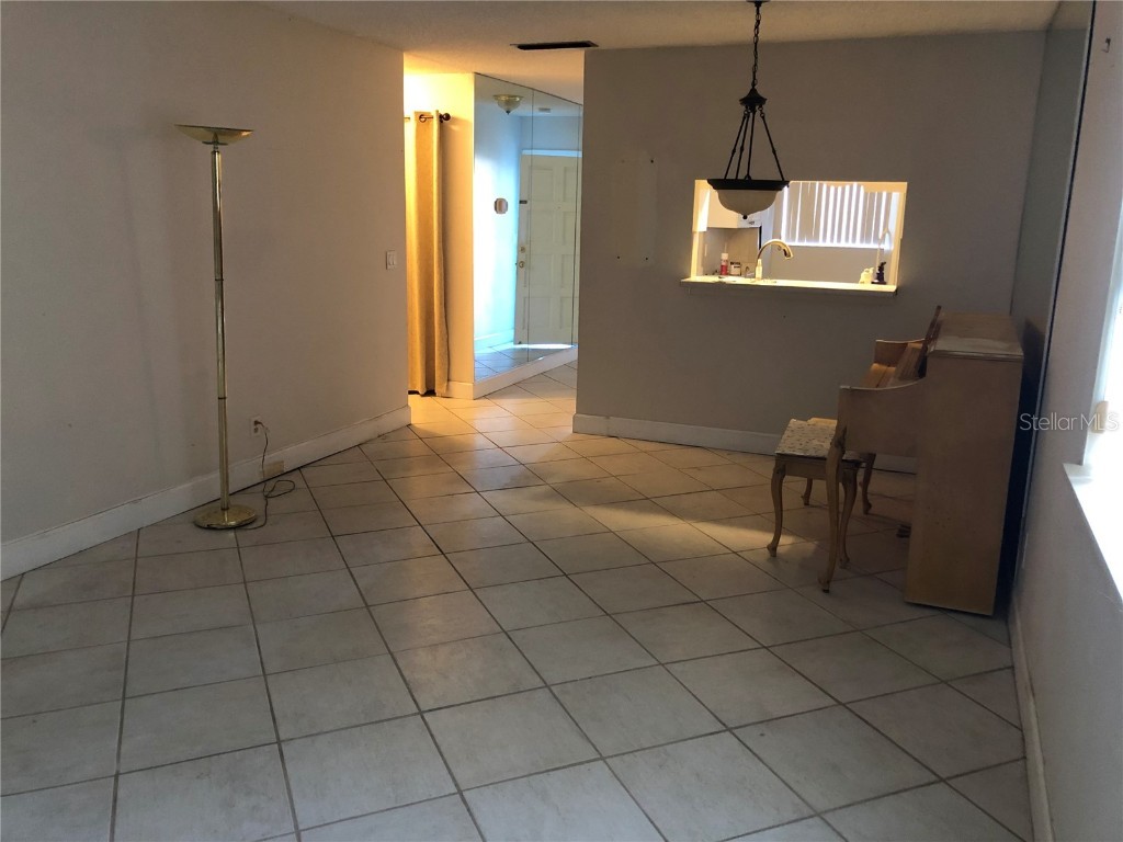  Tampa FL 33615 TB8446343 image7