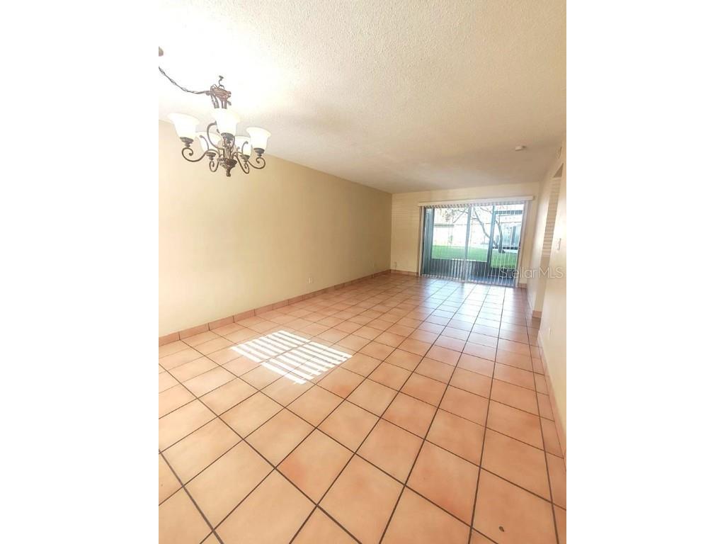  Tampa FL 33615 TB8449768 image3