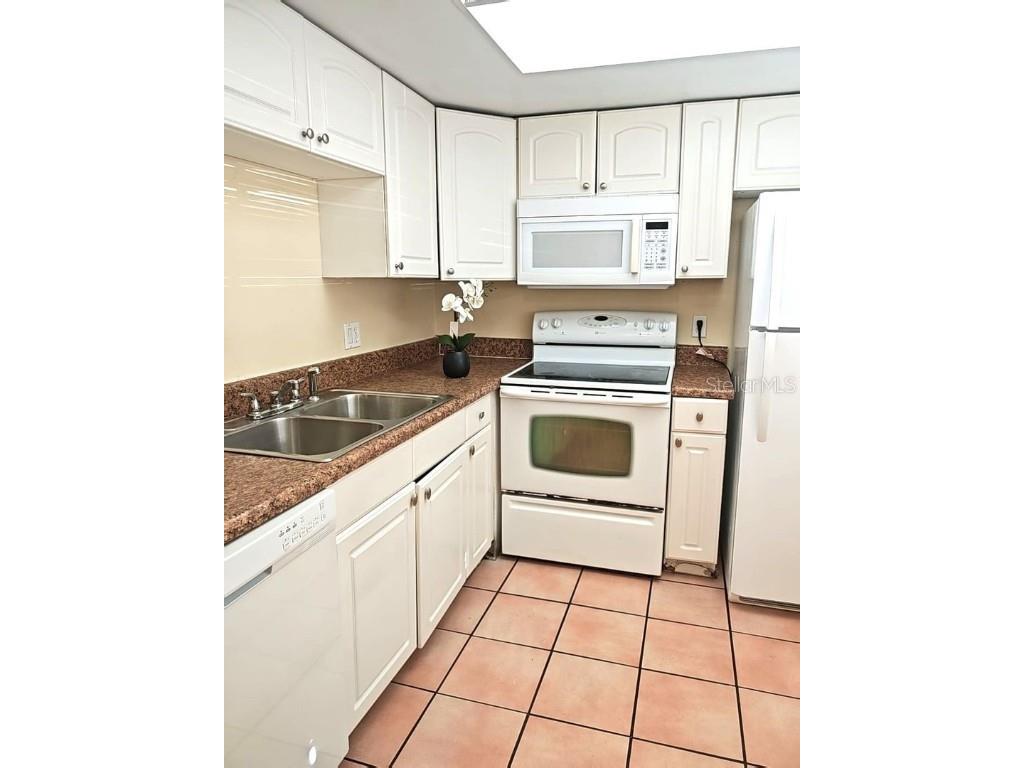  Tampa FL 33615 TB8449768 image4