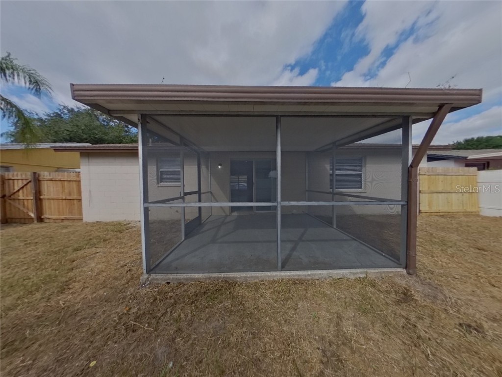  Tampa FL 33615 TB8450160 image16