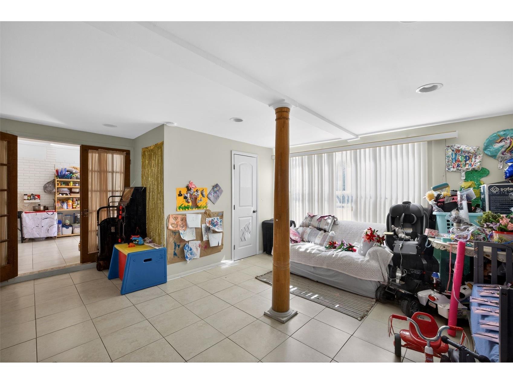 2015 Clarice Circle Tampa FL 33619 O6407905 image19