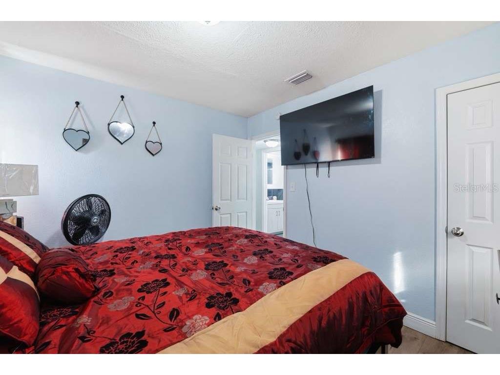  Tampa FL 33619 TB8480740 image17