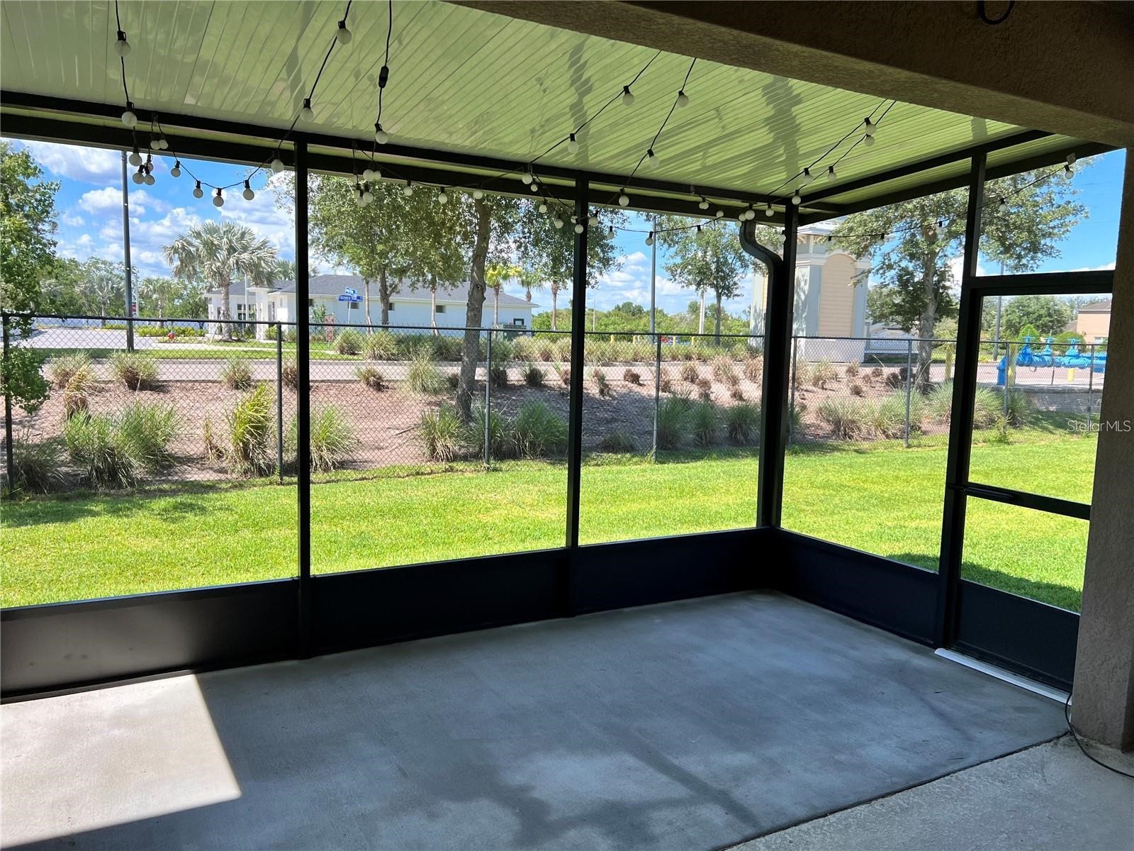 4782 White Sanderling Court Tampa FL 33619 TB8489256 image10