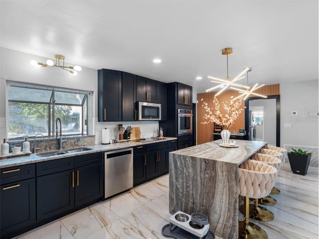  Tampa FL 33629 TB8449921 image12