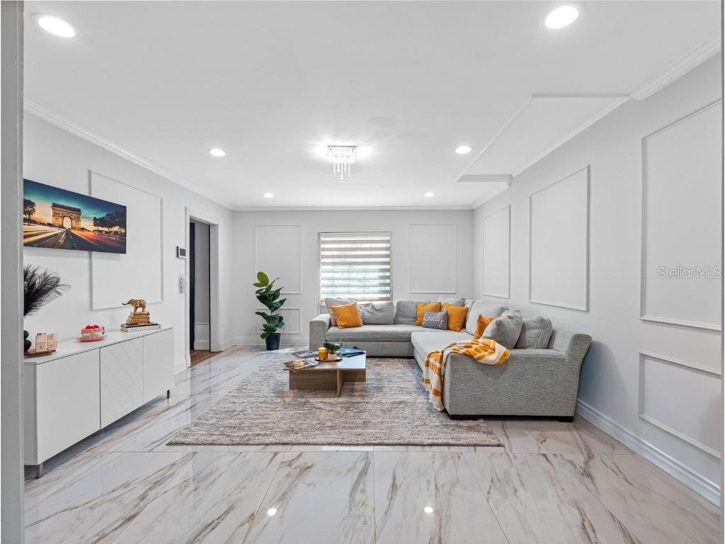  Tampa FL 33629 TB8449921 image19