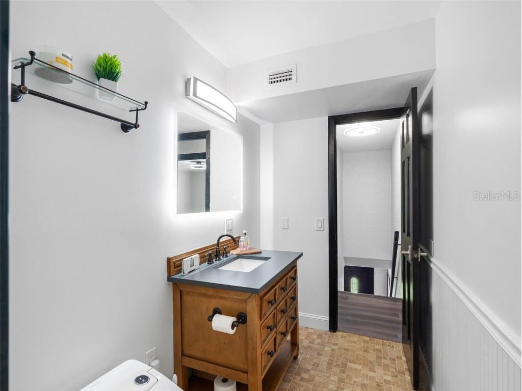  Tampa FL 33629 TB8449921 image38