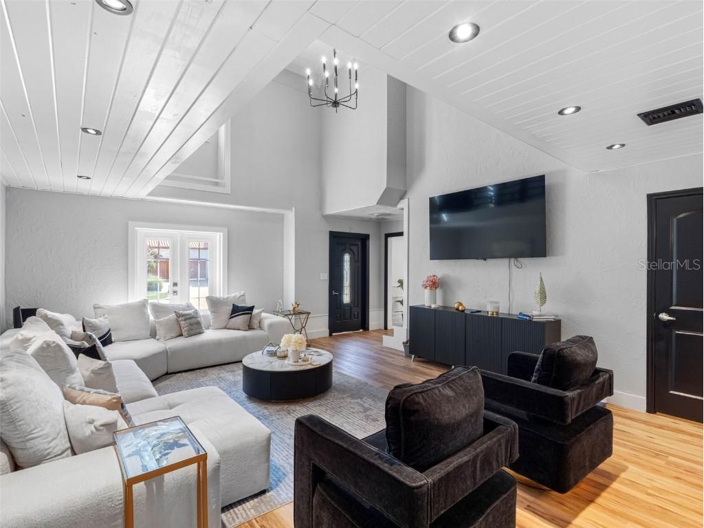  Tampa FL 33629 TB8449921 image9