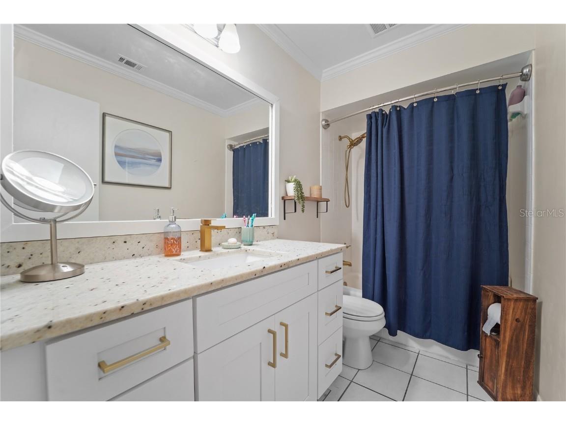 7523 Barry Road Tampa FL 33634 TB8455960 image20