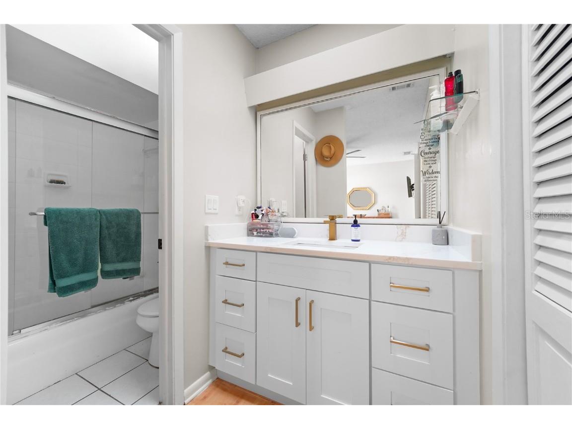 7523 Barry Road Tampa FL 33634 TB8455960 image21