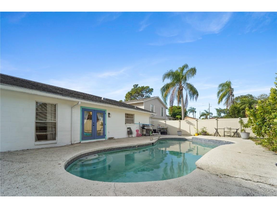 7523 Barry Road Tampa FL 33634 TB8455960 image3