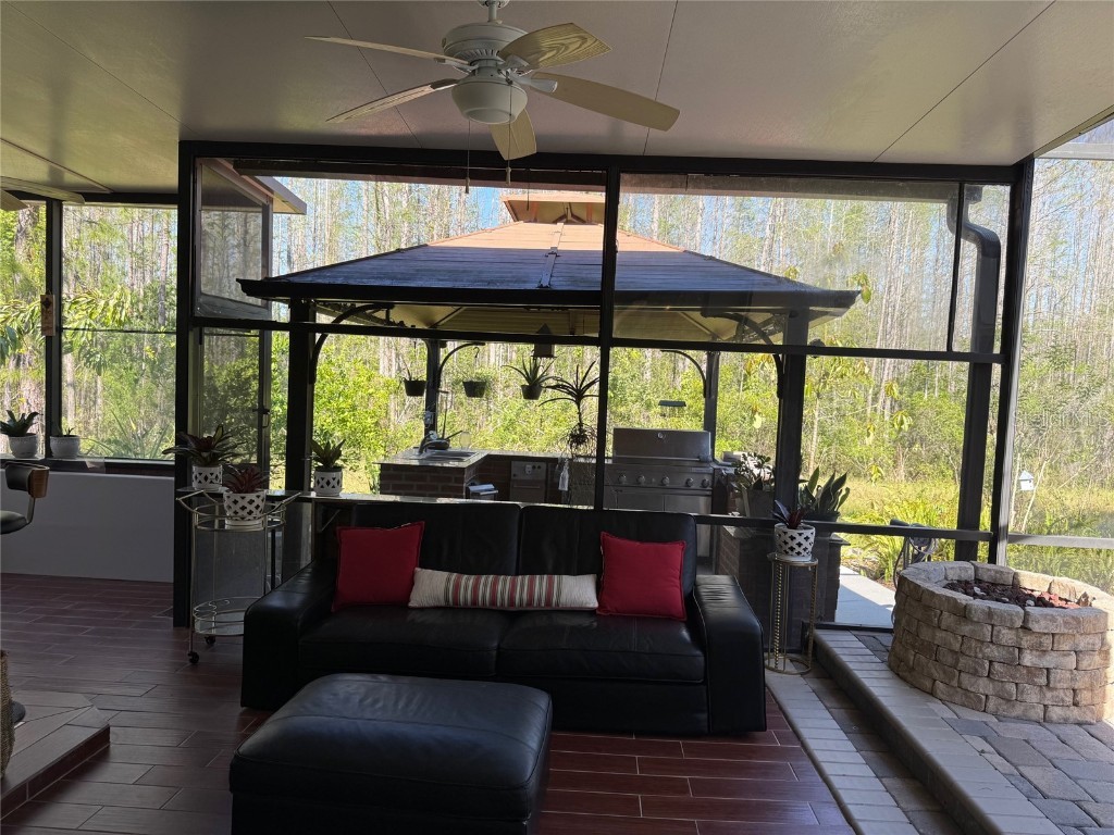  Tampa FL 33647 TB8365764 image18