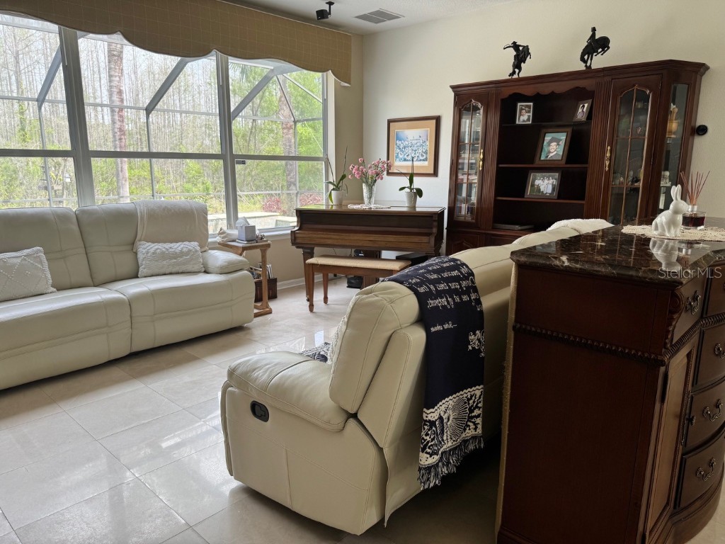  Tampa FL 33647 TB8365764 image6