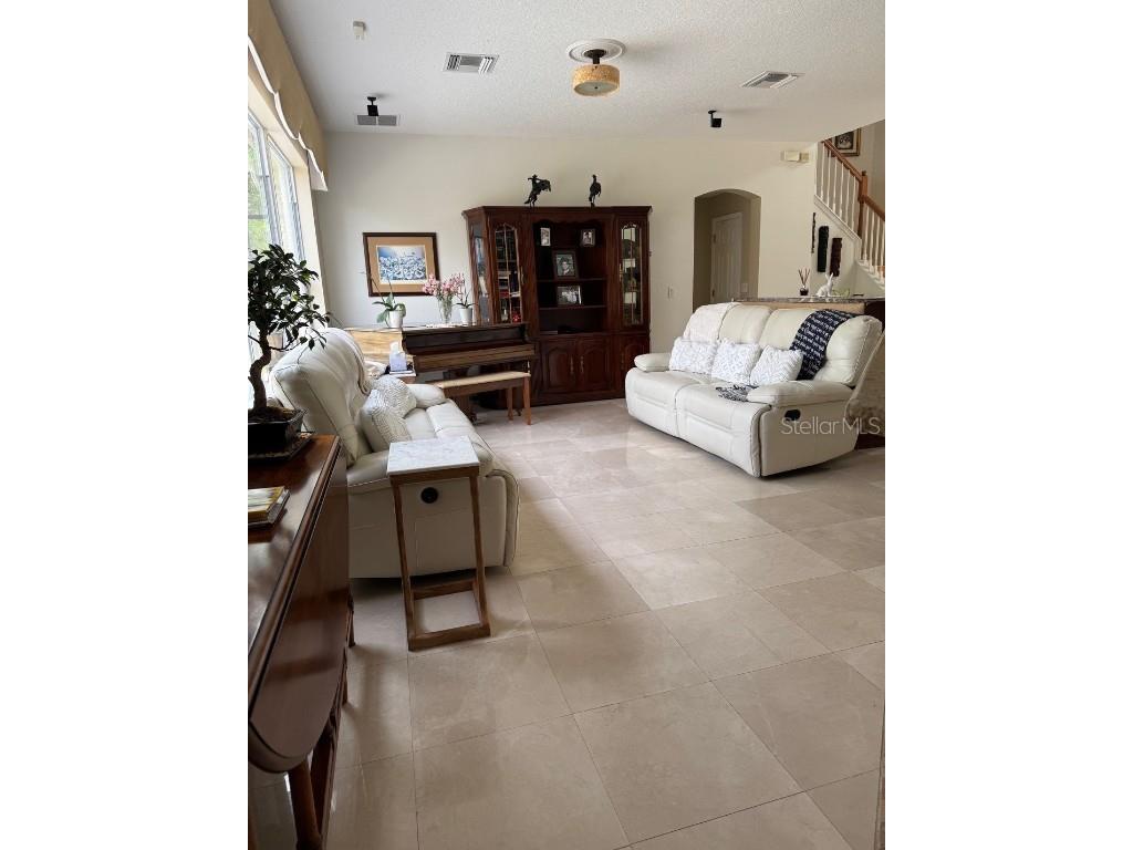  Tampa FL 33647 TB8365764 image7