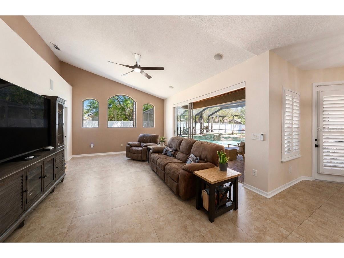 19328 Autumn Woods Avenue Tampa FL 33647 TB8503456 image10