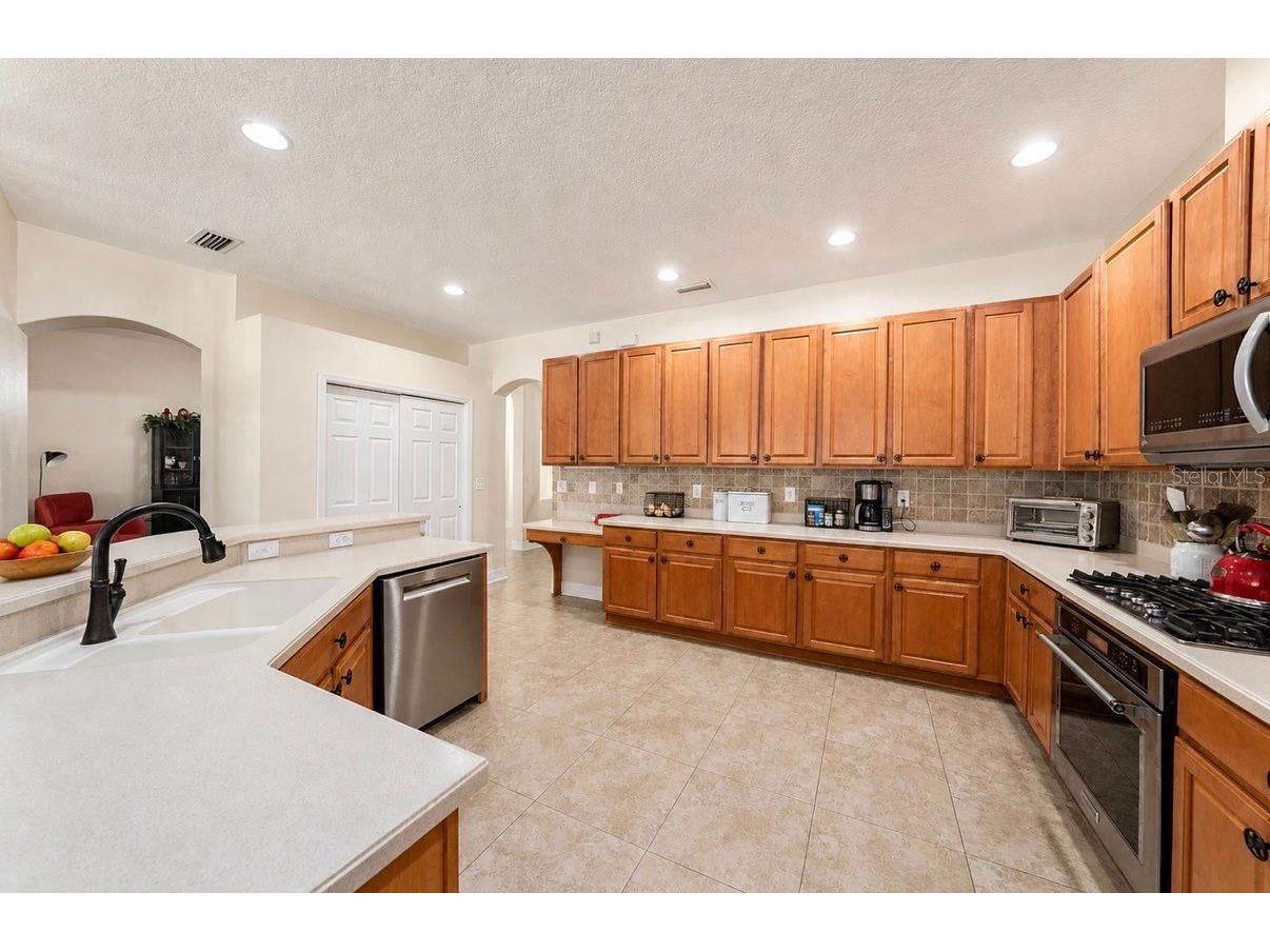 19328 Autumn Woods Avenue Tampa FL 33647 TB8503456 image7