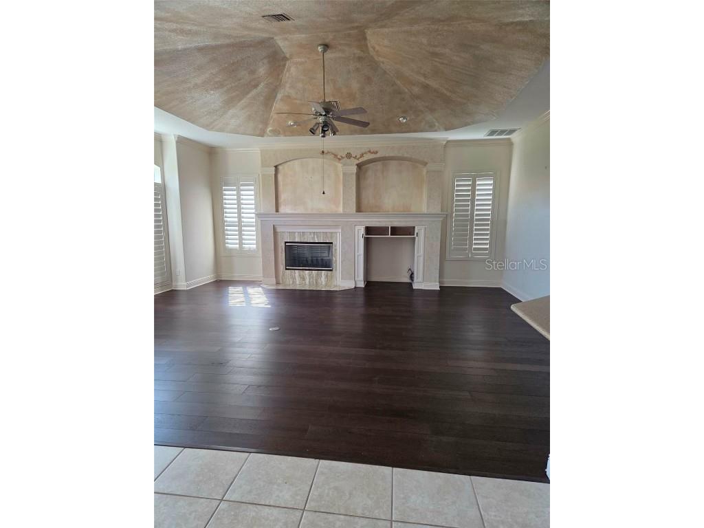  Tarpon Springs FL 34688 TB8459162 image4