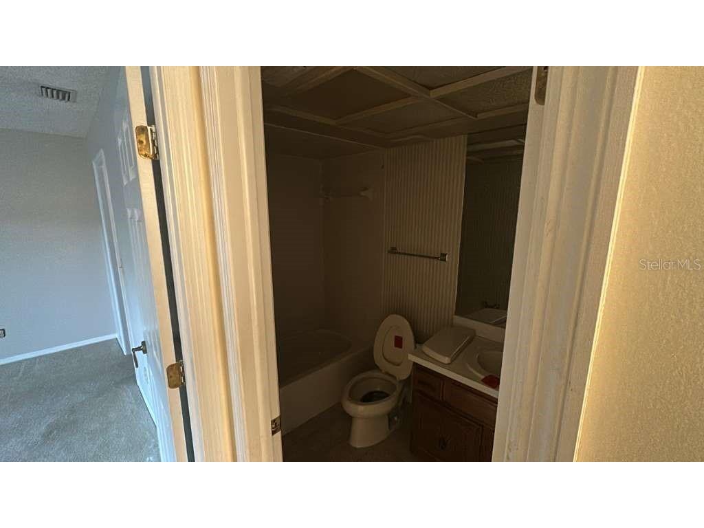  Tarpon Springs FL 34689 TB8432540 image16