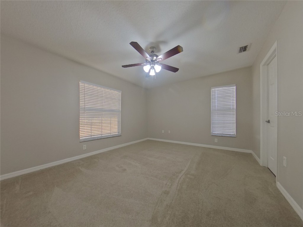  Tavares FL 32778 TB8444149 image7