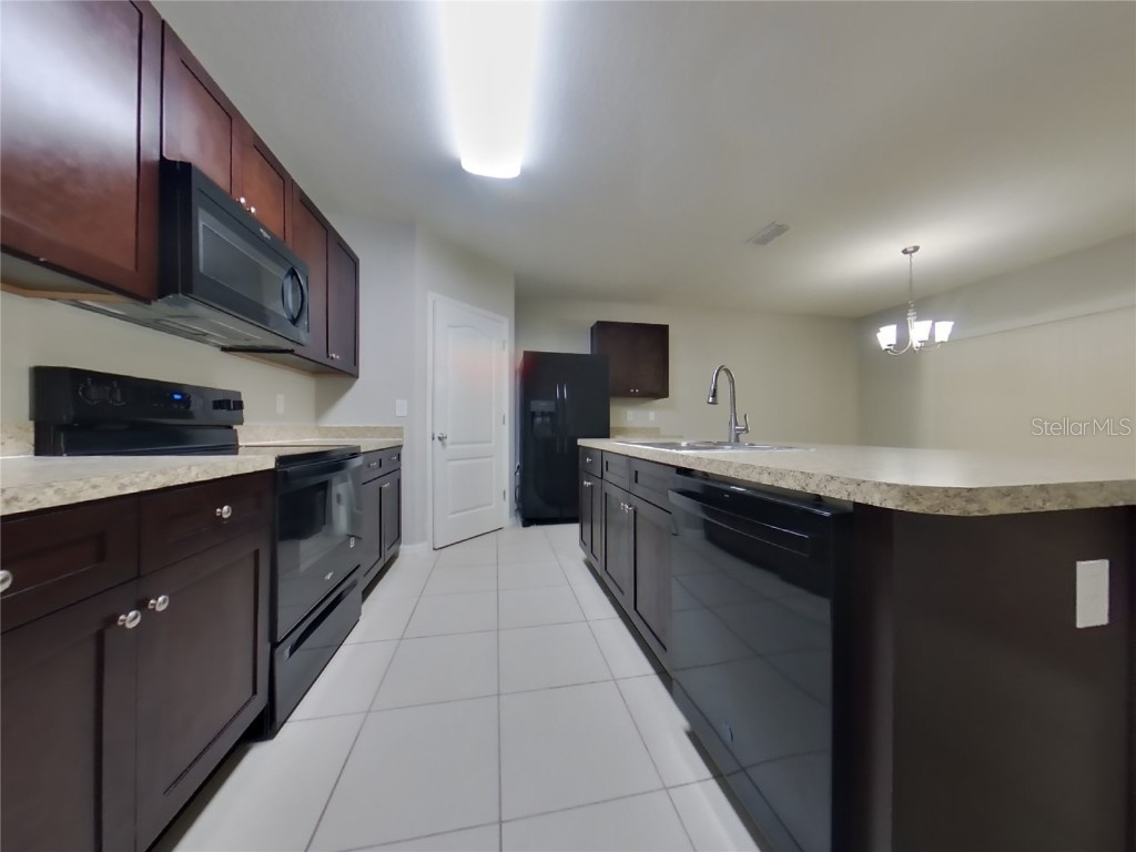  Tavares FL 32778 TB8450986 image5